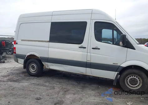 2011 Mercedes-Benz Sprinter 2500 Normal Roof from USA, damaged, VIN WD3PE7CC4B5605217